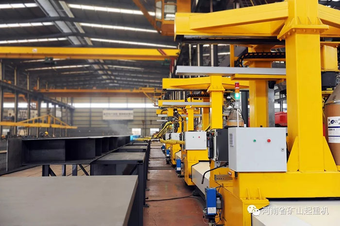 Henan Mine｜Fully automatic double girder main girder inner seam welding robot welding workstation is